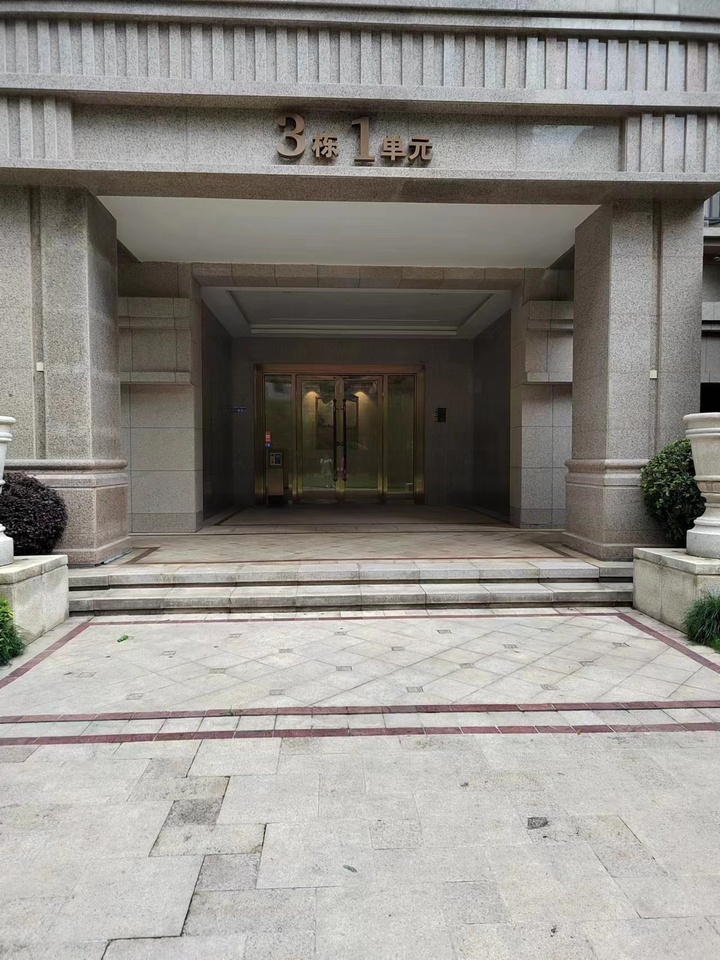 长沙不用购房资格房源 ​长沙市雨花区明昇时代广场法拍房