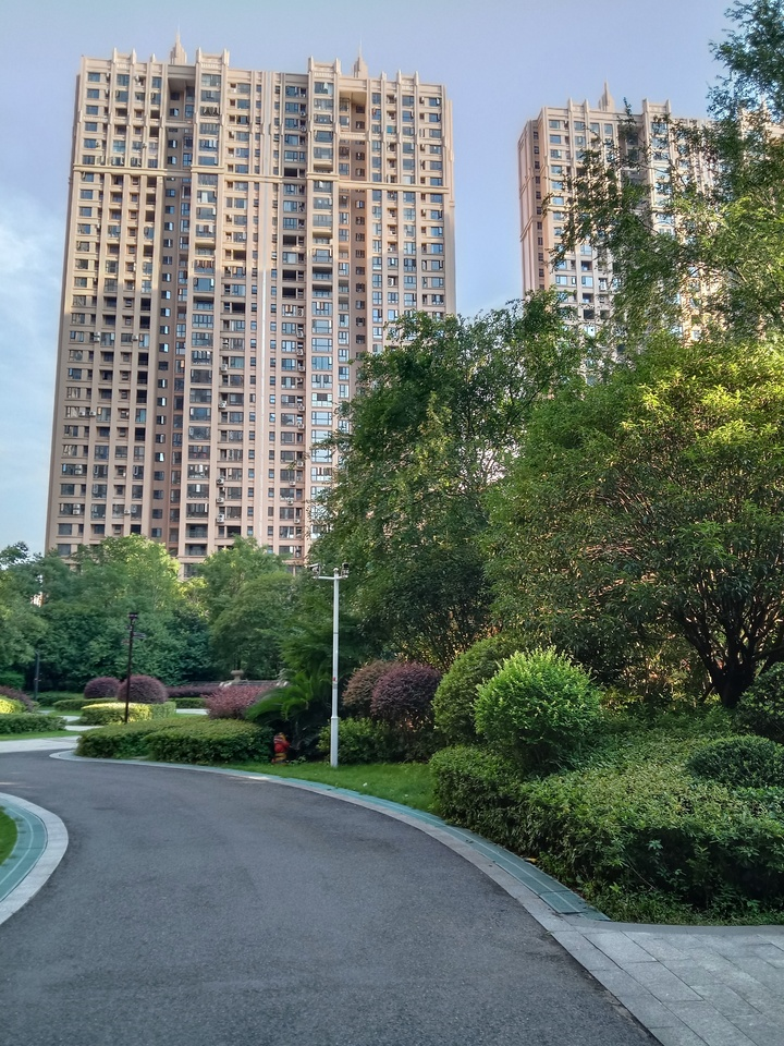 ​长沙市月亮岛周边法拍房 长沙望城 润和又一城法拍房