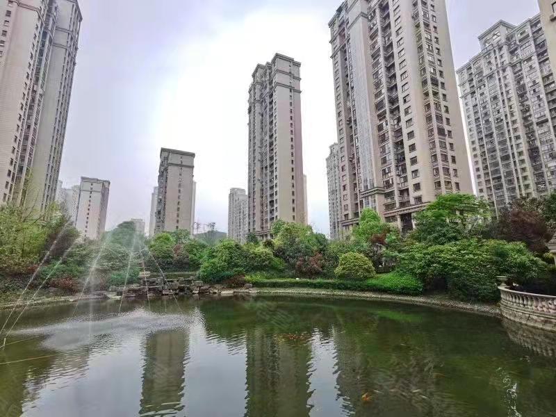 长沙市岳麓区法拍房 岳麓区阳光丽城法拍房 滨江板块174万！！