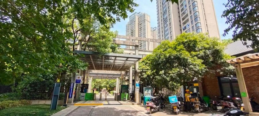 长沙市天心区万科紫台精装法拍房 天心区3室2厅2卫法拍房128平米总价170万元