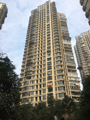 长沙岳麓区麓谷林语3室2厅1卫精装法拍房 岳麓区麓谷体育公园法拍房总价85万元