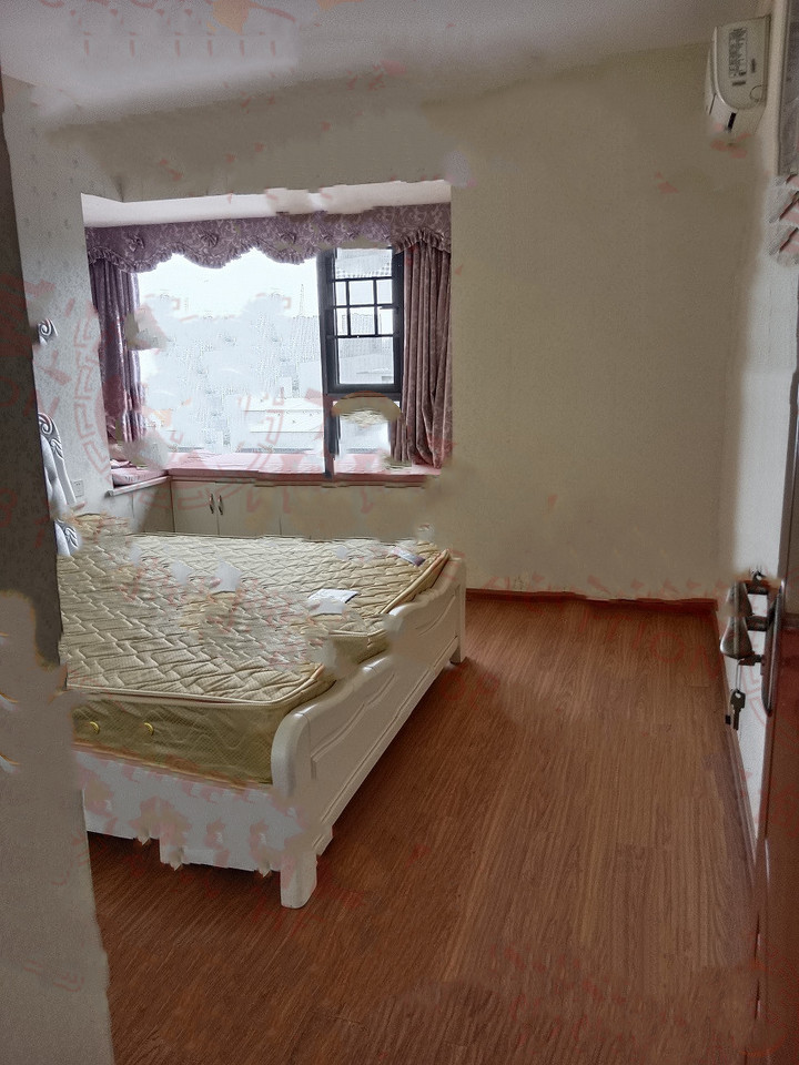 长沙岳麓区麓谷林语3室2厅1卫精装法拍房 岳麓区麓谷体育公园法拍房总价85万元