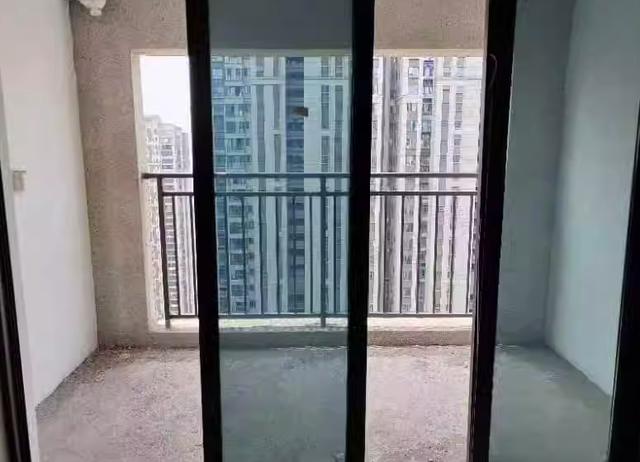 长沙阳光城愉景苑法拍房最新消息 长沙阳光城法拍房最新消息 长沙阳光城愉景苑法拍房最新消息 长沙阳光城法拍房最新消息