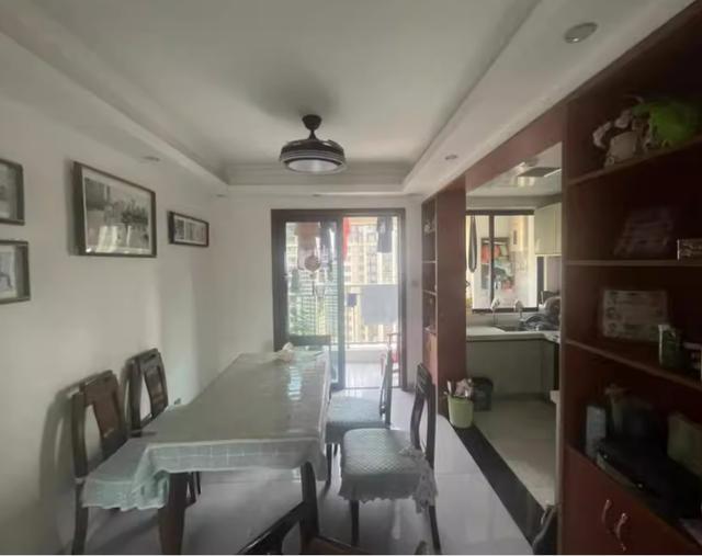 长沙卓越浅水湾法拍房为什么便宜 长沙卓越浅水湾法拍房价 长沙卓越浅水湾法拍房为什么便宜 长沙卓越浅水湾法拍房价