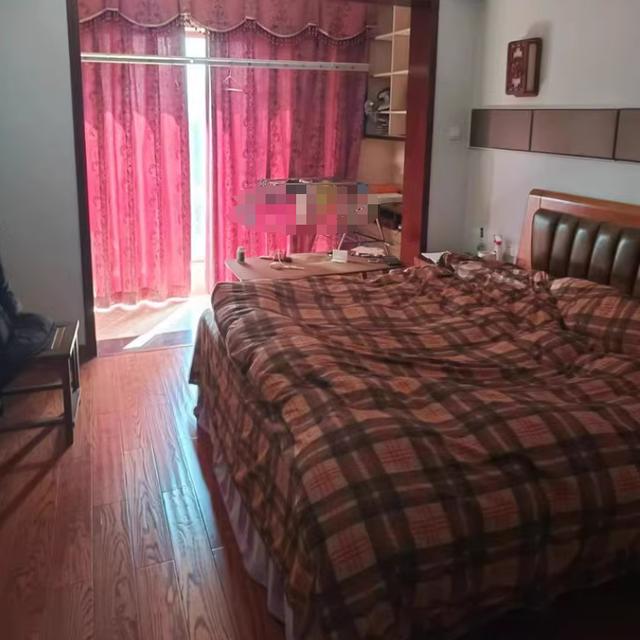 梅溪湖最好的学区法拍房是哪里 长沙梅溪湖最好的学区法拍房楼盘梅溪湖壹号 梅溪湖最好的学区法拍房是哪里 长沙梅溪湖最好的学区法拍房楼盘梅溪湖壹号