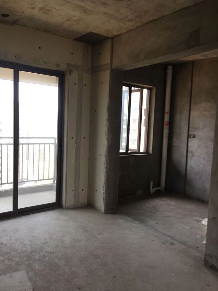 望城区月亮岛印湘江有没有法拍房？月亮岛印湘江法拍房价格100万