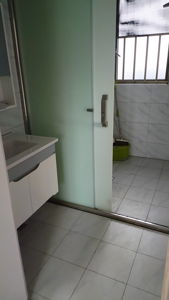 岳麓区梅溪湖金茂乾璟苑法拍房的价格，周南梅溪湖小学捡漏不要资格265万