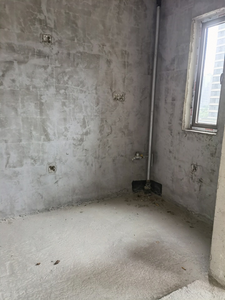 岳麓区卓越浅水湾法拍房价格，192万起拍能捡漏法拍房带长沙市周南梅溪湖中学周南梅溪湖小学