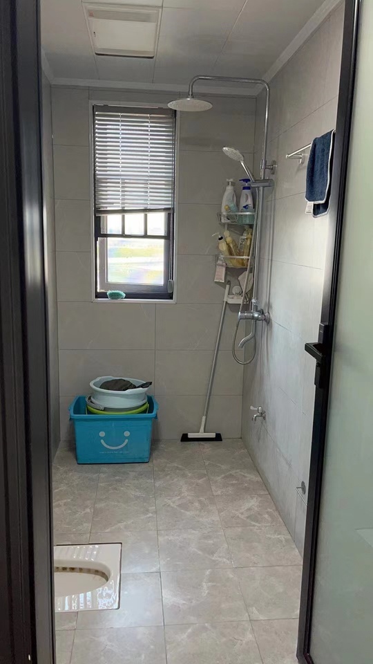 雨花区中建嘉和苑法拍房价格，110万起拍能捡漏法拍房带和平小学