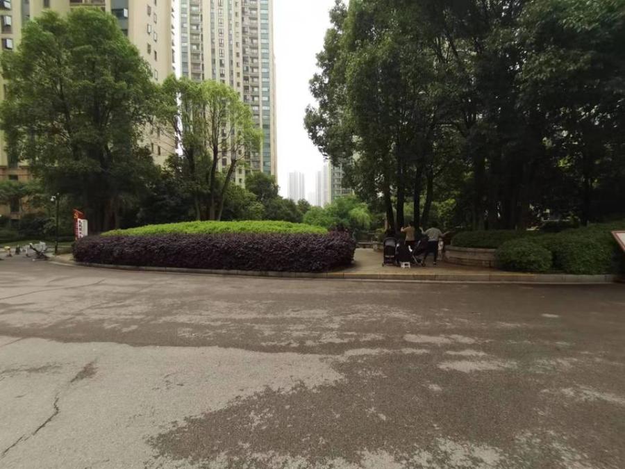 岳麓区恒大御景湾法拍房的价格，捡漏不要资格145.2万121平博才西江小学