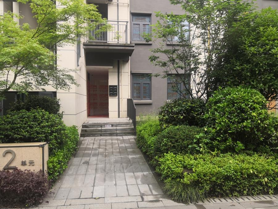 长沙市开福区卓越青竹湖苑法拍房洋房别墅