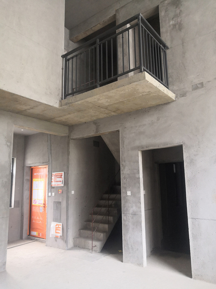 长沙市开福区卓越青竹湖苑法拍房洋房别墅