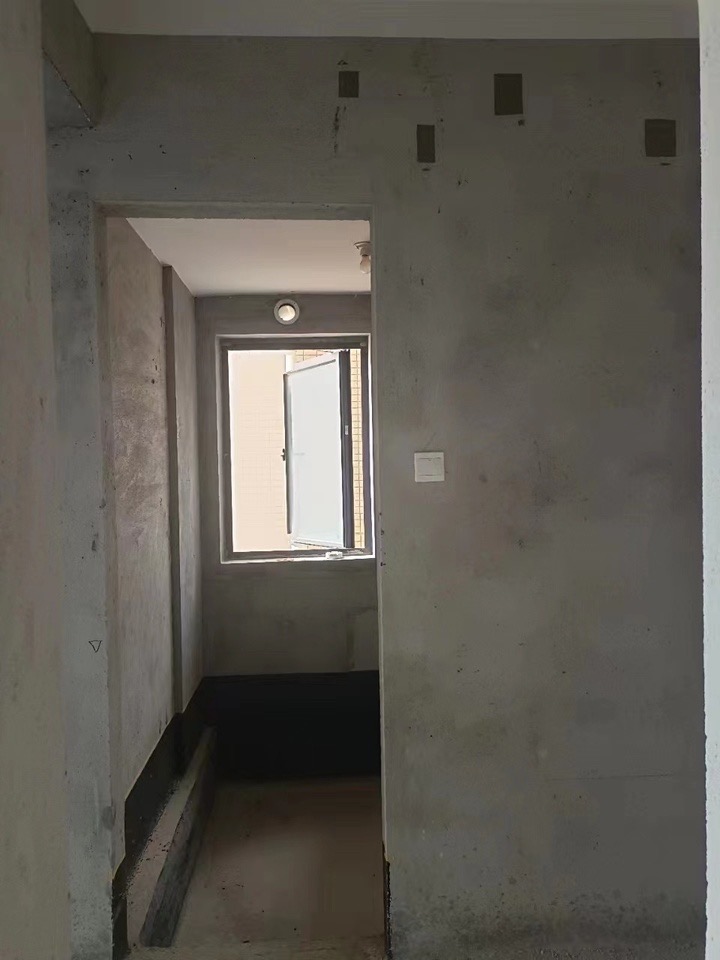 长沙市雨花区长房半岛蓝湾馨苑法拍房（毛坯房）