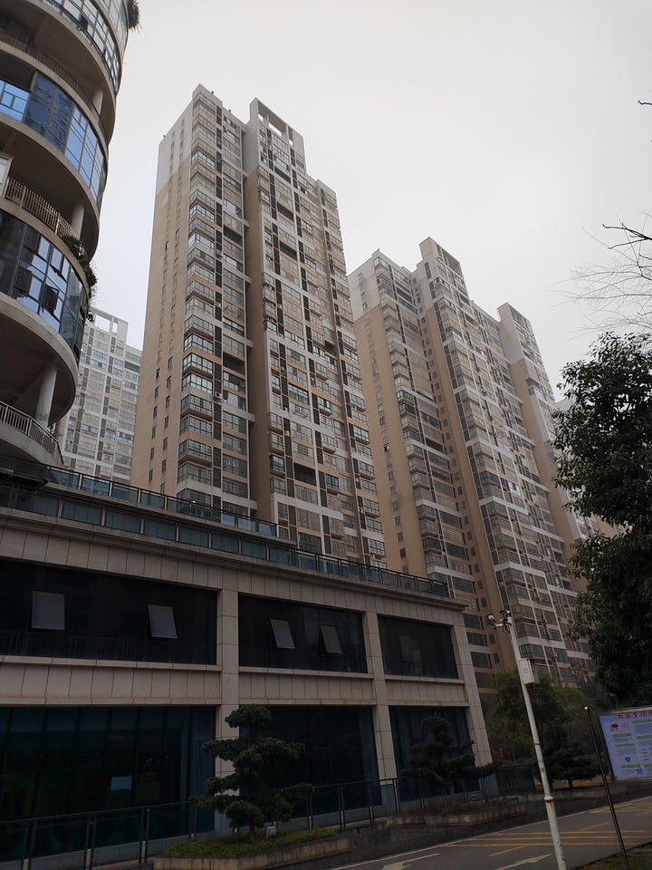 长沙市钰龙天下法拍房(带长郡双语实验中学学区)