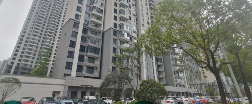 绿地长沙城际空间站法拍房 雨花区法拍房近期