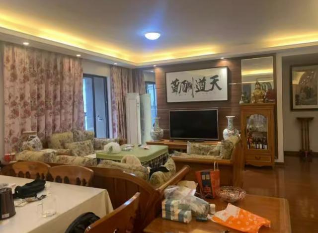 长沙万科金域华府法拍 长沙雨花区政府附近法拍房有哪些