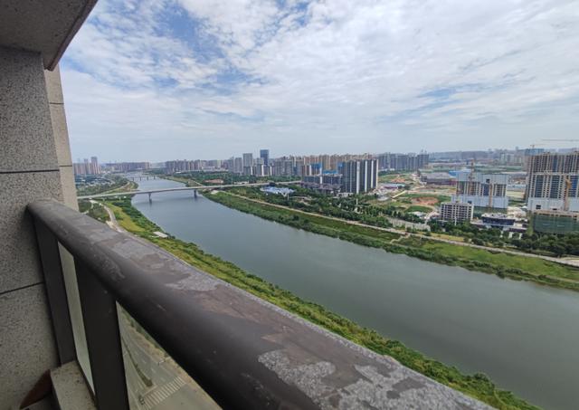 长沙阳光城尚东湾.愉景苑法拍房 长沙河景大平层法拍房最新消息