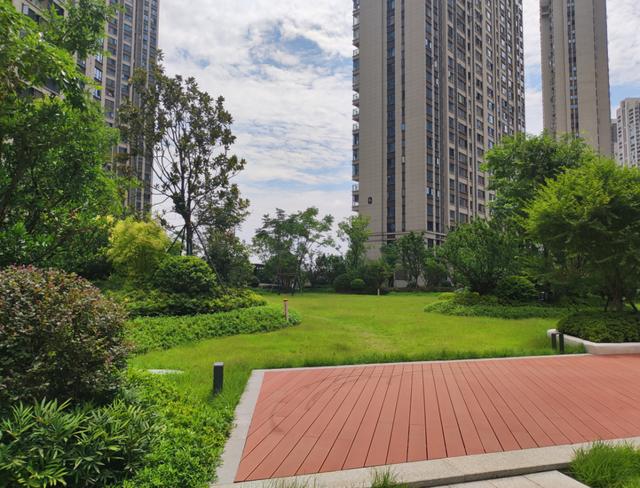 长沙阳光城尚东湾.愉景苑法拍房 长沙河景大平层法拍房最新消息
