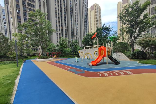长沙阳光城尚东湾.愉景苑法拍房 长沙河景大平层法拍房最新消息