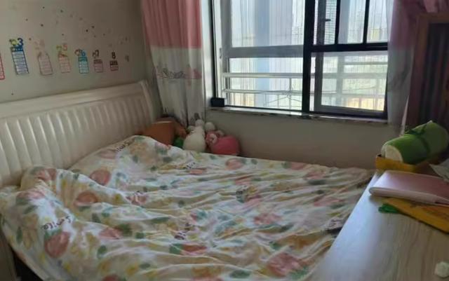 长沙旭辉御府法拍房 长沙梅溪湖带学位法拍房