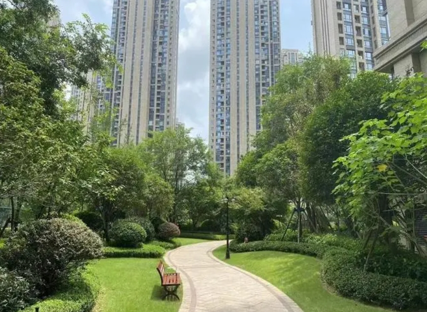 长沙雨花区学区房法拍房 长沙雨花区法拍房学区房明昇壹城