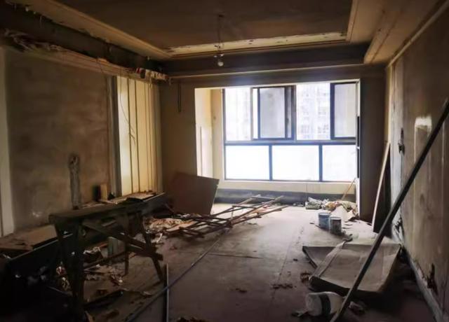长沙绿地中央广场法拍房最新消息 长沙岳麓区楼盘法拍房源查询