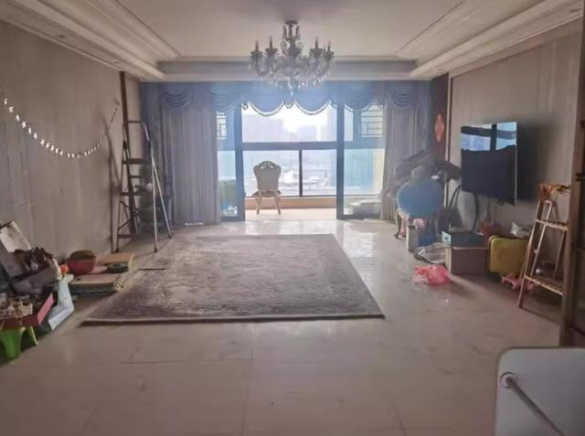 长沙市岳麓区法拍房价格 长沙恒伟西雅韵法拍
