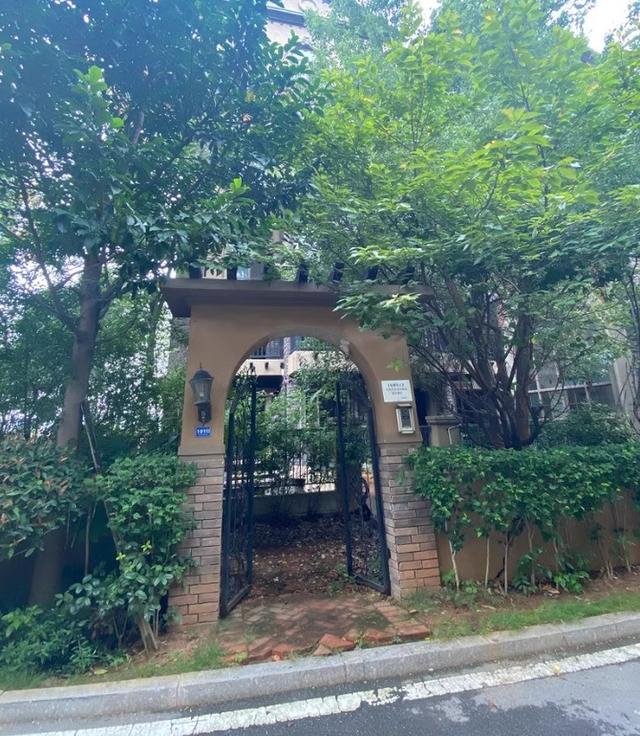 长沙橘郡礼顿别墅法拍房 长沙别墅法拍房源